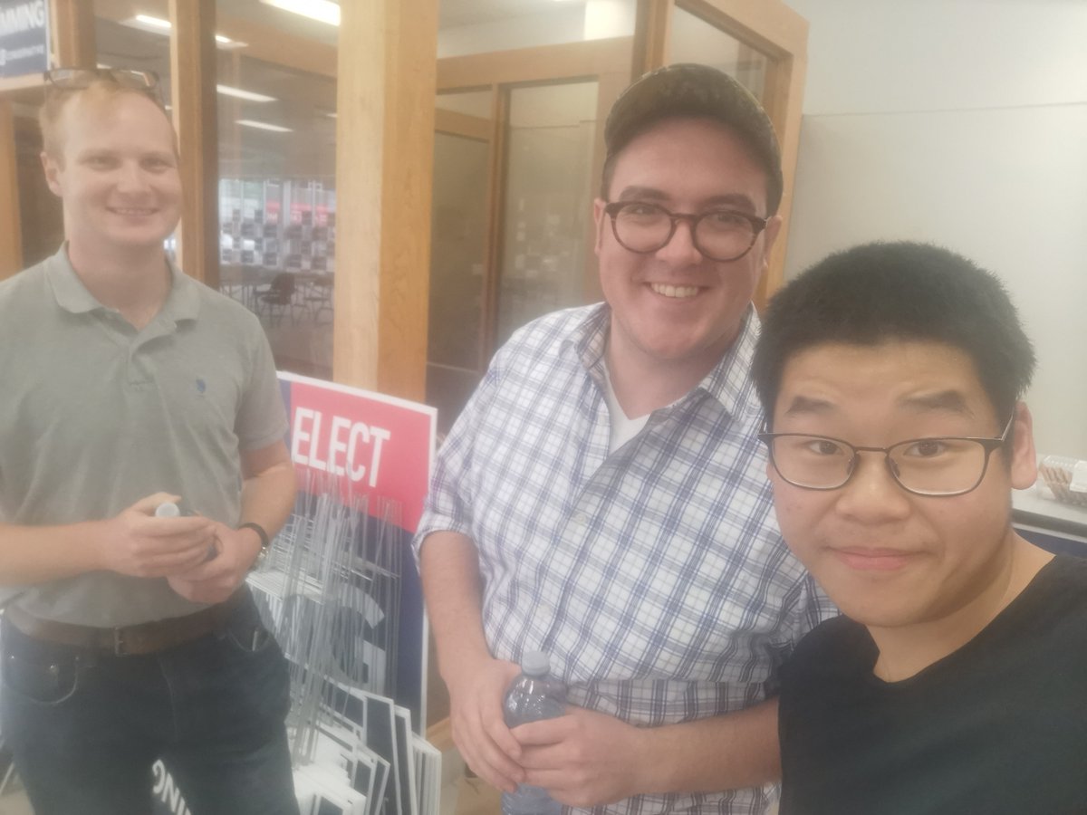 852852hk's tweet photo. #victoryisknocking
#elxn44
#cdnpoli
@cpcvolunteer https://t.co/wRn43xm6oH