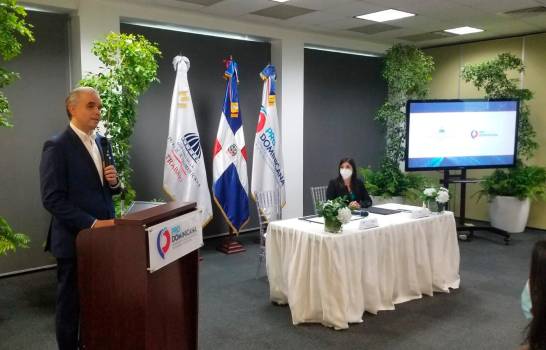 DiarioLibre's tweet photo. 💰|#EconomíaDL | Se inician trabajos en busca de consensos para el pacto social en República Dominicana 

🔗 https://t.co/EZhTpJ4naI

#DiarioLibre #Empleos #Desempleo #CEIRD #ProDominicana https://t.co/dYU8FiZBX2