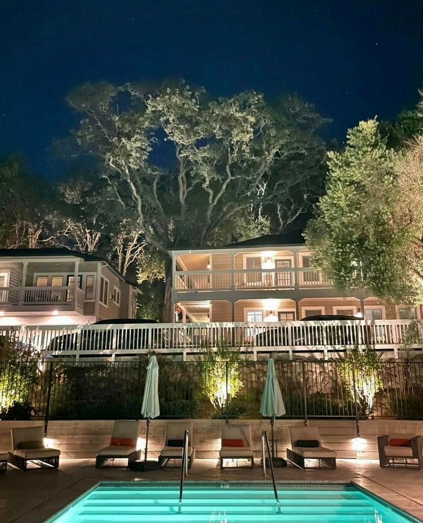 sonoma's tweet photo. Summer nights by the pool at @oleahotel.⁠
⁠
⁠
⁠
#oleahotel #glenellen #luxurystay #pooltime #nighttimedip #visitsonona #california #sonoma #winecountry #sonomacounty #sonomawine #visitwinecountry #winetravel #winedestinations #visitca #visitcalifornia https://t.co/1UaflRnlJo https://t.co/DoxA2qCbQm