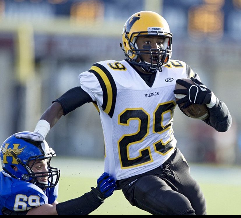 austchambers97's tweet photo. A special number for a special year! Dre is with  all of us and as we strive to Make it Big every day his legacy lives on! 

Andre Maloney was a friend and a brother. I’m honored to have the opportunity to represent him and his family on the field this year. 

Everyday Blessings https://t.co/zveu6GcOZ3