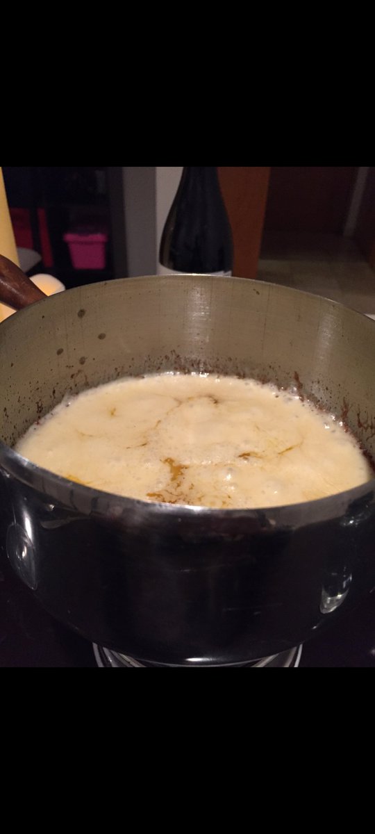 Quería hacer sopa de cebolla...pero salió muy cremosa jajaja <a href="/DidifoodMX/">DiDiFood_MX</a> #DiDiFoodRescata