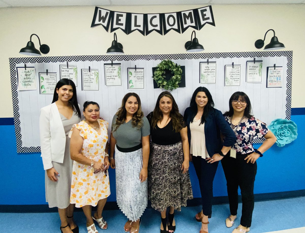 Meet the teacher was a success with 3rd grade 🤗👏🏻 <a href="/NISDVillarreal_/">Villarreal ES</a>
