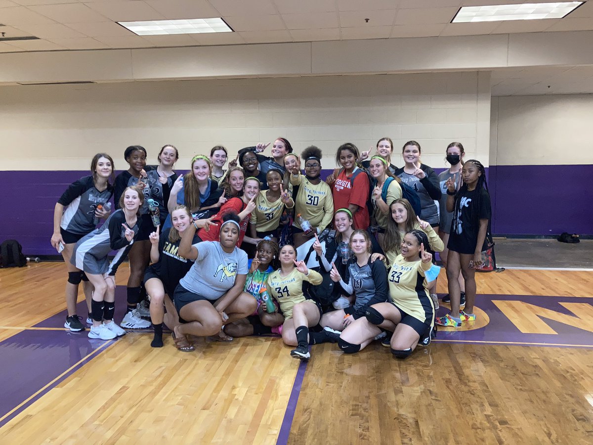 MaryPersonsVol1's tweet photo. DUBS ALL DAY BBY🏆 Huge congrats to all three teams for bringing home a win against Jones County and Varsity bringing home an extra against Rutland!! See you August 31st at home for the next match! 🏐🏐🏐 https://t.co/dIIBrEUMma