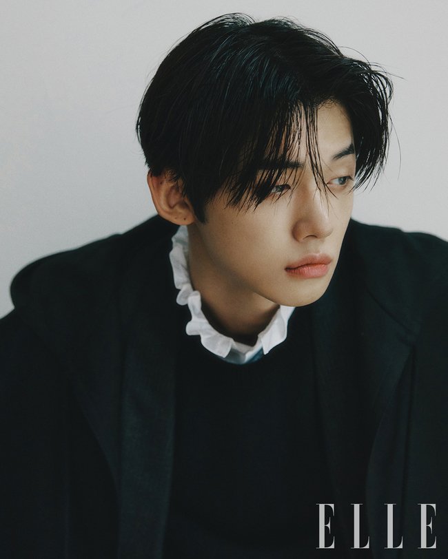 choixthk's tweet photo. 📸| ¡Más fotos de #Yeonjun para la edición de septiembre de la revista ELLE Korea!

🖇:[https://t.co/0YrwVJoXOS]

#연준 @TXT_members @TXT_bighit https://t.co/diXVhBPpaR