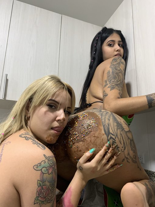 500 RT y les subo unas fotitos bien ricas 🥵😈🔥@SweetDorothy_ https://t.co/TV0EtycOII<a class="tags" target="_blank" title="On Twitter" href="/?out=eyJ0eXAiOiJKV1QiLCJhbGciOiJIUzUxMiJ9.eyJpYXQiOjE3MTk3MzUwODgsImlzcyI6InR3cG9ybnN0YXJzLmNvbSIsIm5iZiI6MTcxOTczNTA4OCwiZXhwIjoxNzUxMjcxMDg4LCJyZWRpcmVjdF91cmwiOiJodHRwczovL3R3aXR0ZXIuY29tL1N3ZWV0RG9yb3RoeV8ifQ.bvFTxLdbJgZbSRBlt1e64SAanyw43HaTgYvYNVCJqK4io6lNOJ0AJAZrHnM_Lq7sYbOBvpsLoi4mdWdGVx-JtQ">@SweetDorothy_</a>