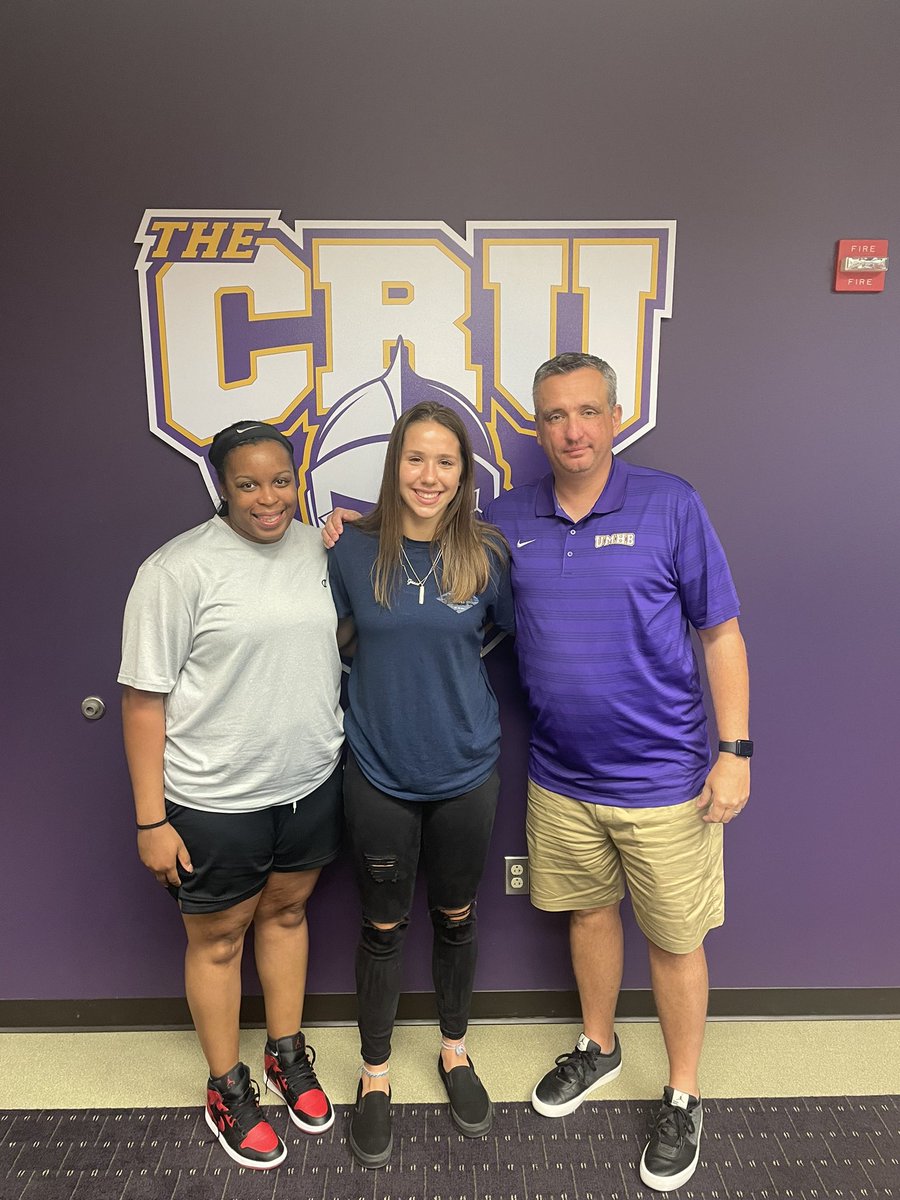 GraceMRiggs11's tweet photo. I am blessed to have received my first official offer from @cruwomenshoops!Thank you Coach Morefield and  @KendraCoach for having me out for an unofficial visit! https://t.co/nrMdmF653m
