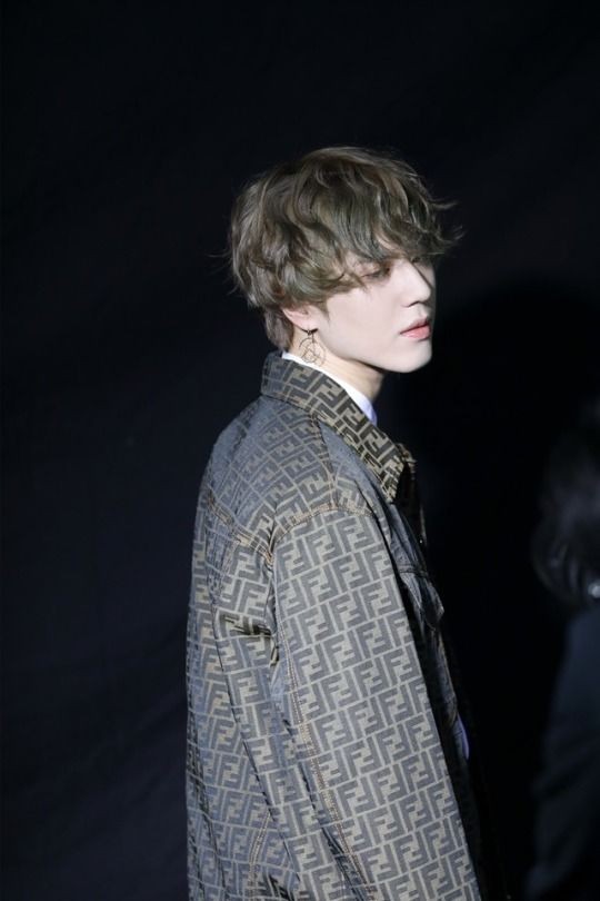 YUGYEOM_97🌻💚 tweet media