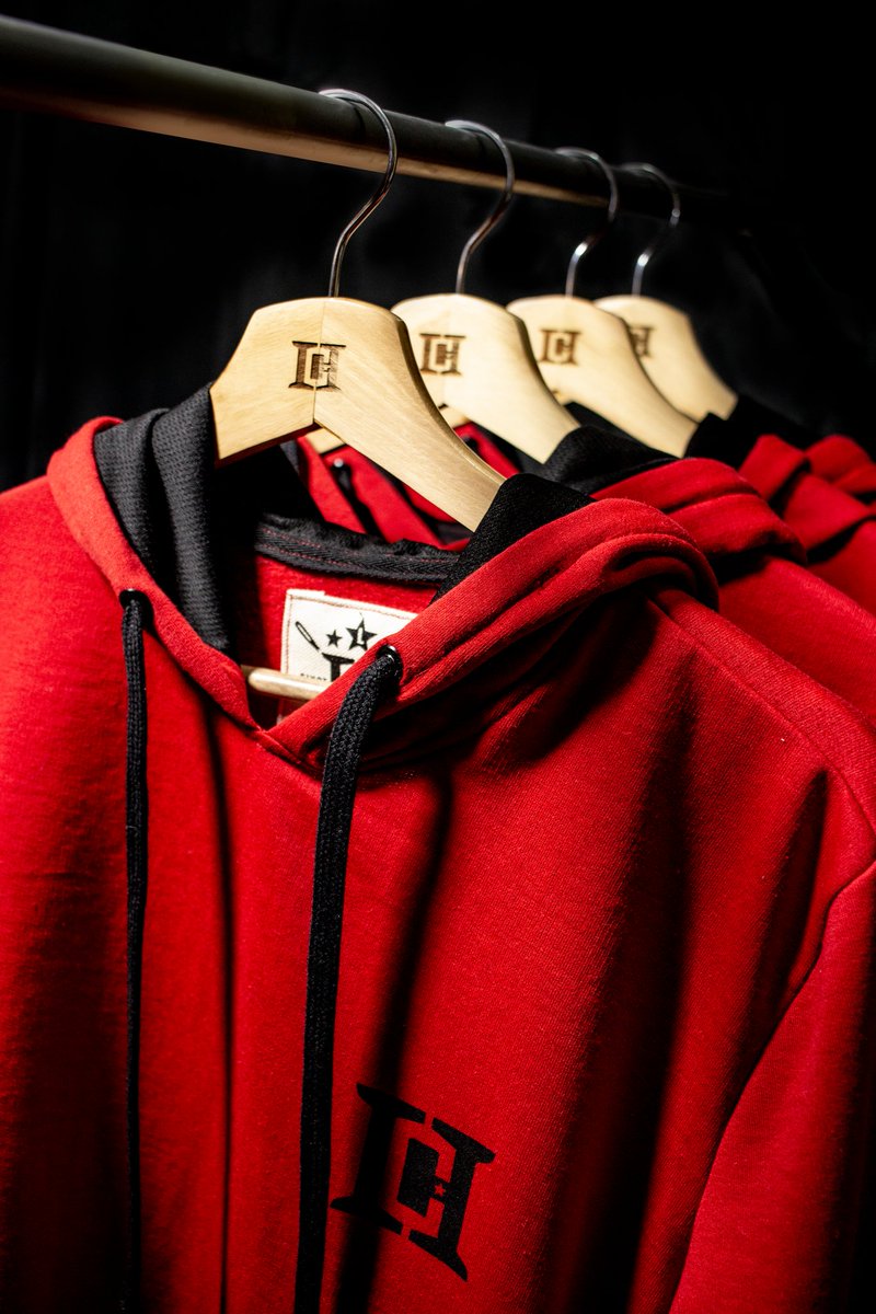 HolyCottonCo's tweet photo. STAY WARM &amp; BE COOL

#Hoodie #Guayaqil #Ecuador https://t.co/iRqp06Qfun