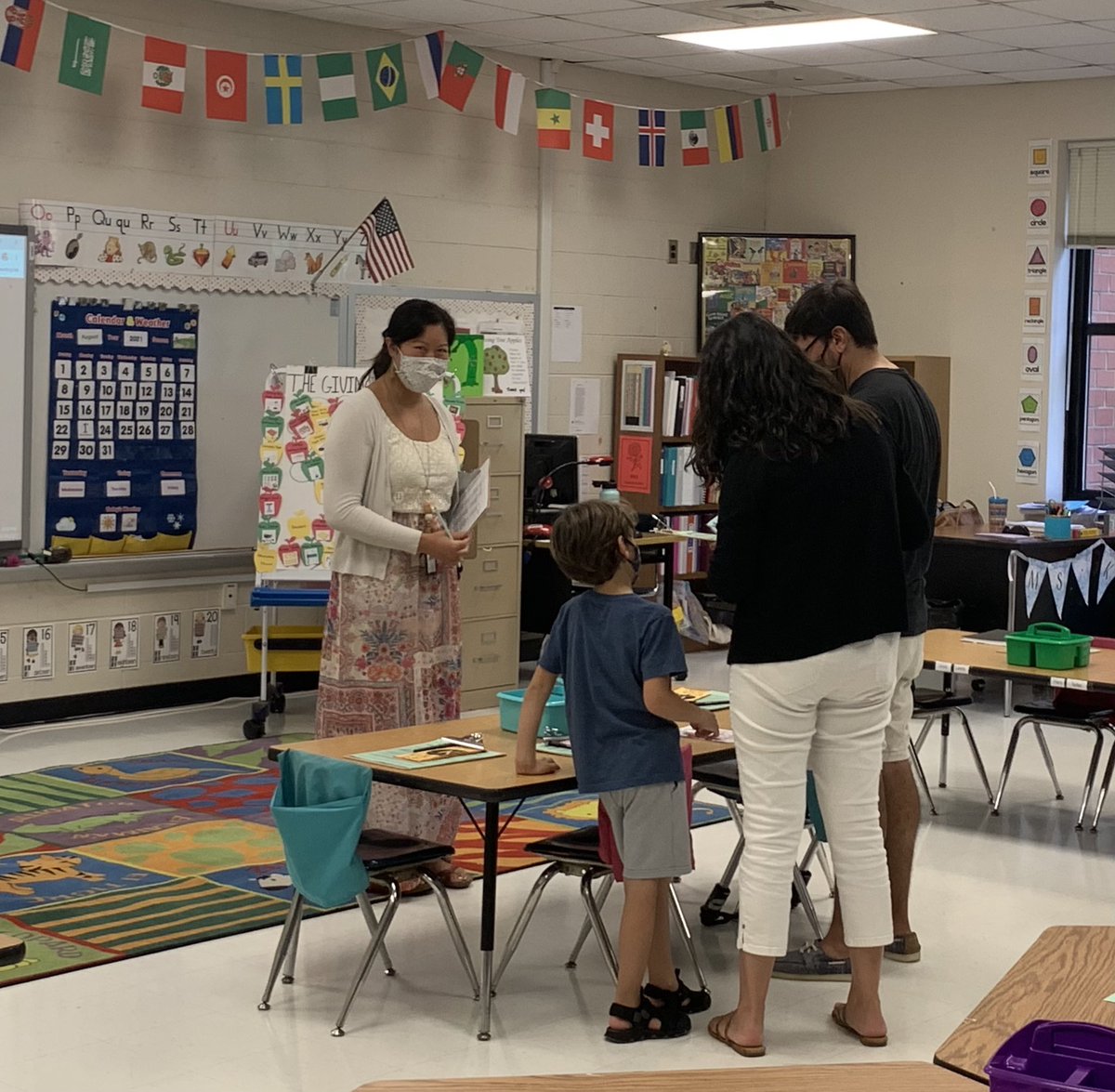 What an AMAZING evening welcoming new and returning students and families to <a href="/gregory_elem/">The International School at Gregory</a> for the 2021-2022 school year!📚 Love the energy tonight….     <a href="/NewHanoverCoSch/">New Hanover County Schools</a> <a href="/leighannlampley/">Leigh Ann Lampley</a> <a href="/gregoryilmpta/">GregoryPTA</a> <a href="/LaChawnSmith/">LaChawn Smith</a>