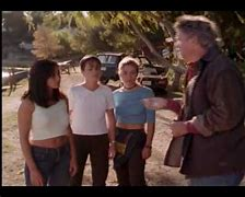 stevmagg's tweet photo. A season 2 favorite that gave us the debut of #SamWilder, the father of #PaigeMatthews, who we would not see until season 4.
#CharmedOG, season 2, episode 8.
<P3 H20> https://t.co/fzEJXNhwW7