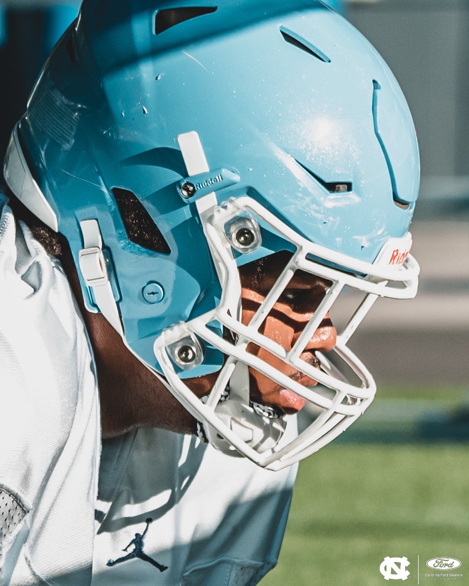 Carolina Football tweet media