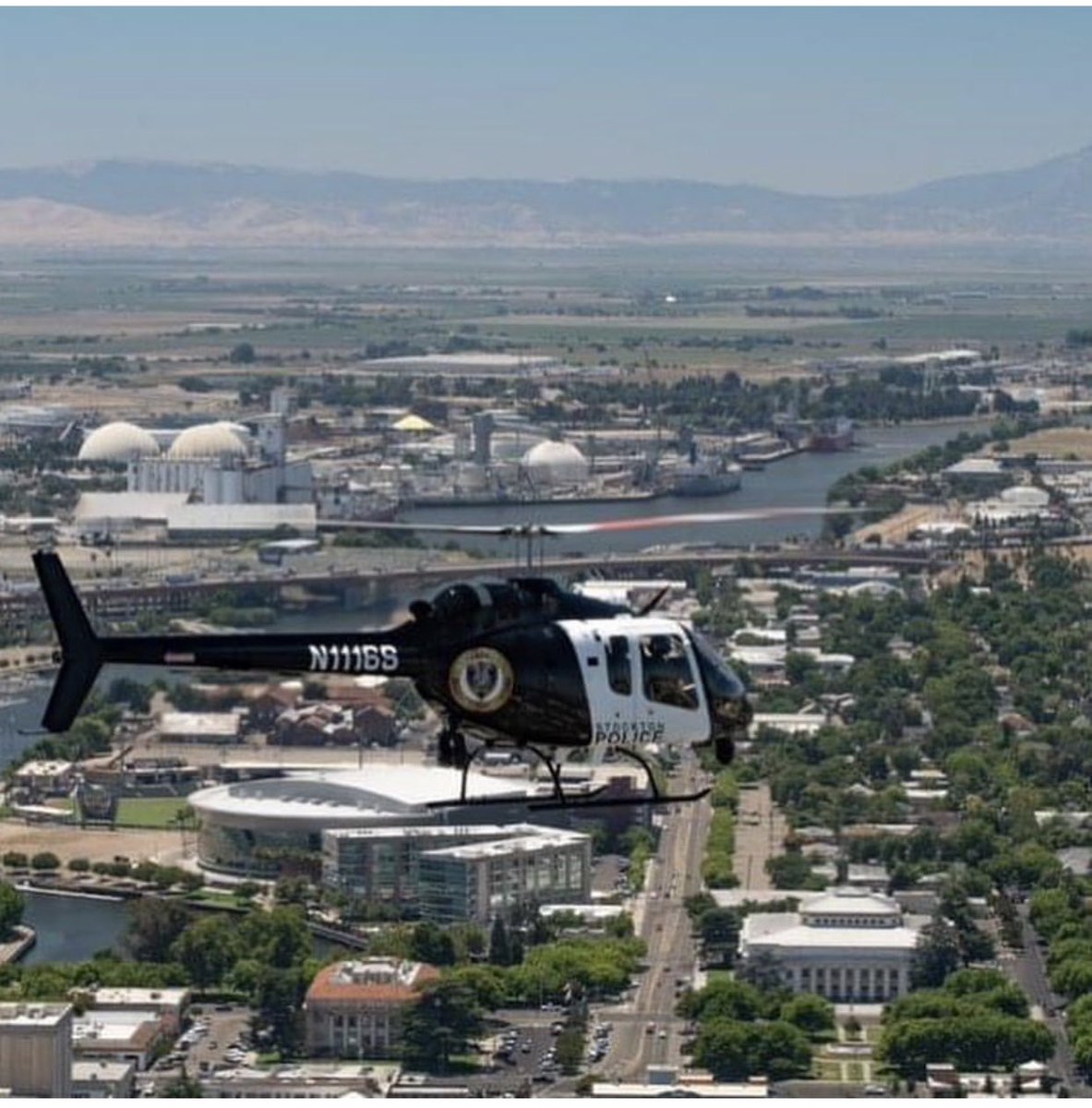 StocktonPolice's tweet photo. Today, the Stockton Police Department celebrates #NationalAviationDay.  We would like to thank the Air Support Unit for keeping our community and officers safe. 

#FalconOneZero
#AlwaysReady https://t.co/CAbb70o5sf