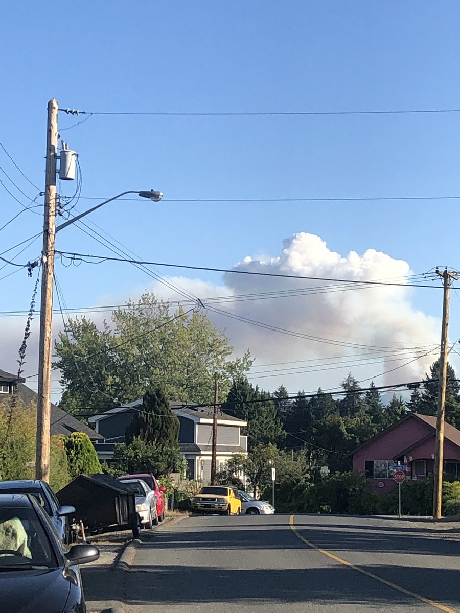 View from my driveway. #BCWildfire #nanaimo #ladysmith #vancouverisland
