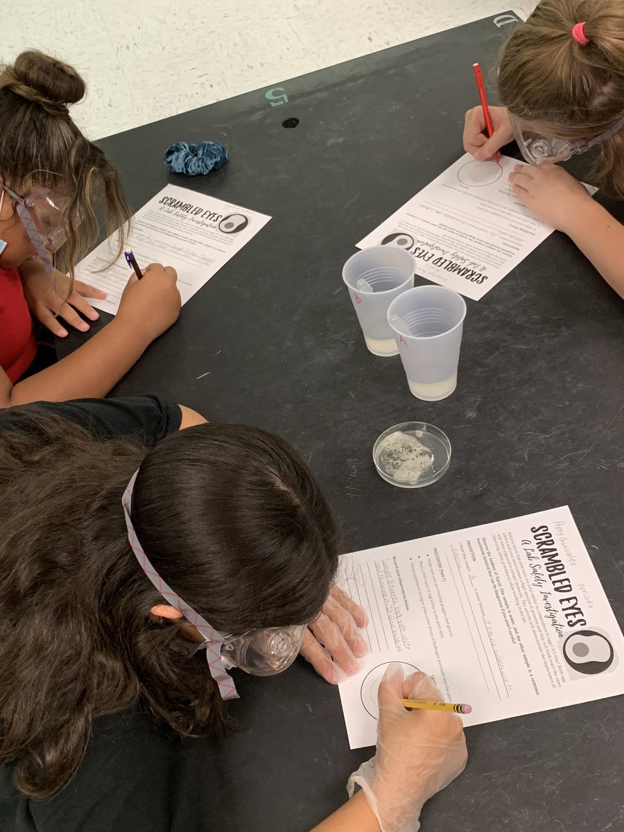 MrsH_SciLab's tweet photo. Today we were making predictions, recording our observations, and investigating why those lab safety rules are SO IMPORTANT!!! 🥽👀#wearthegoggles #protectyourpeepers @BMSPantherPride https://t.co/Ts7TmpDNQH