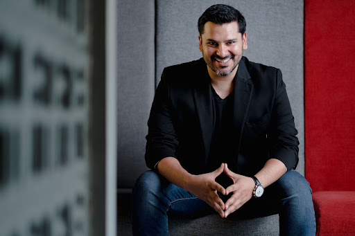 Tushar Vashisht, founder and CEO of <a href="/healthifyme/">Healthify</a>, shares on the diverse changes he went through in order to build a health and fitness app💪: bit.ly/healthifyme_oa…