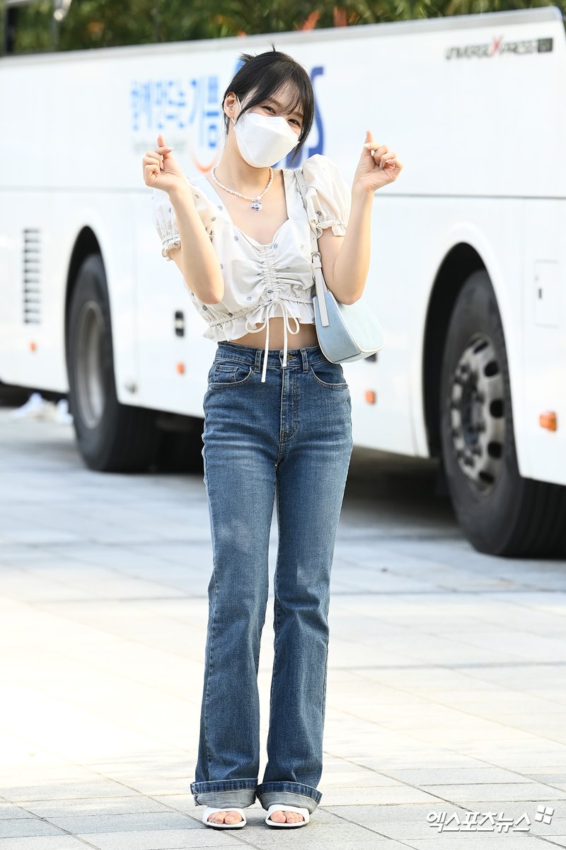 ReVeluv Archive tweet media