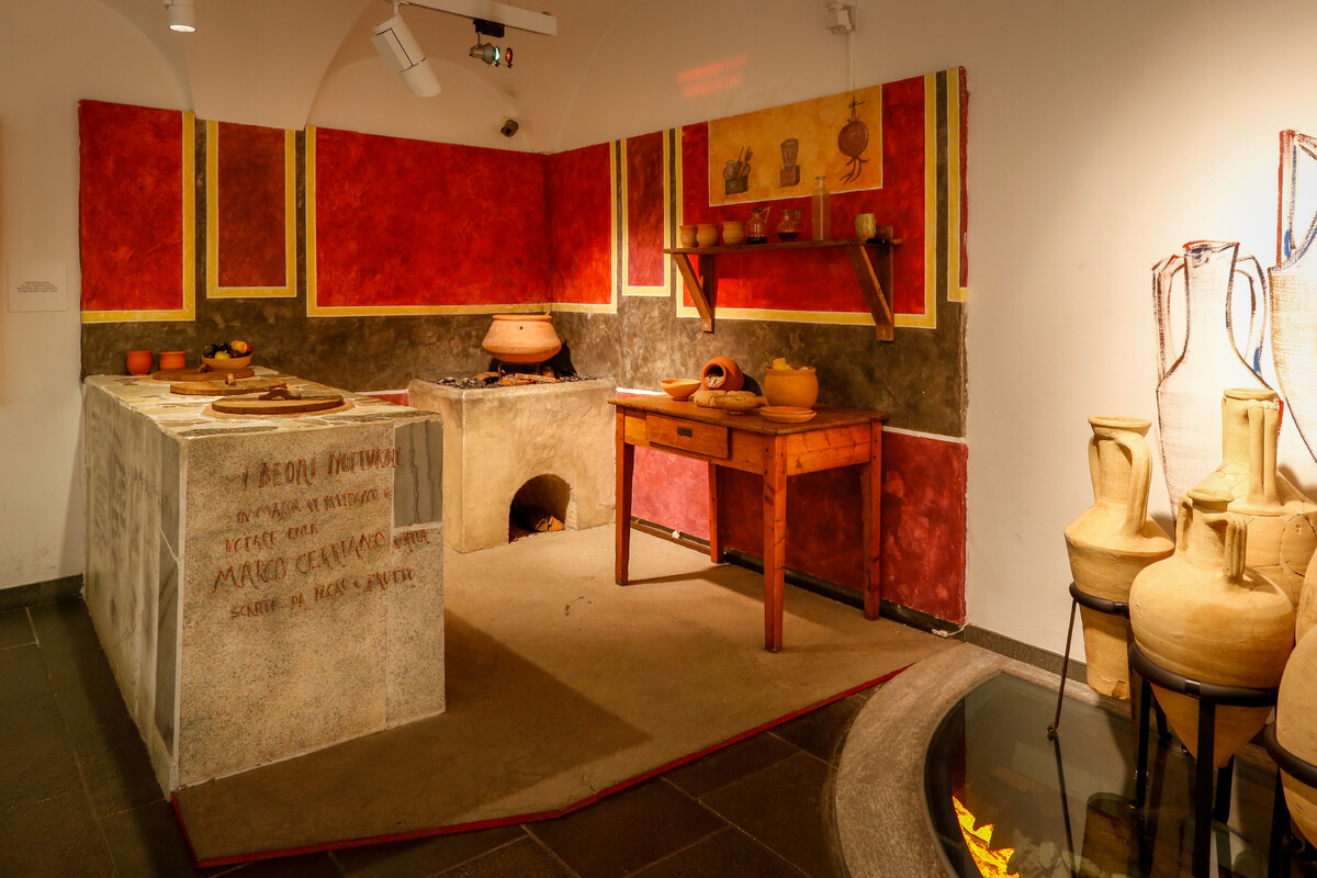 CultureVdA's tweet photo. #20Agosto Oggi alle 16 le #storieperGioco invitano le #famiglie al #MuseoArcheologicoRegionale per #giocare con la #Storia di #Aosta!
Per questo tuffo nel #MAR prenotarsi al 3498998866.
Vi aspettiamo!
@Valle_dAosta @Abb_Musei https://t.co/Nsw2Ggtfrb