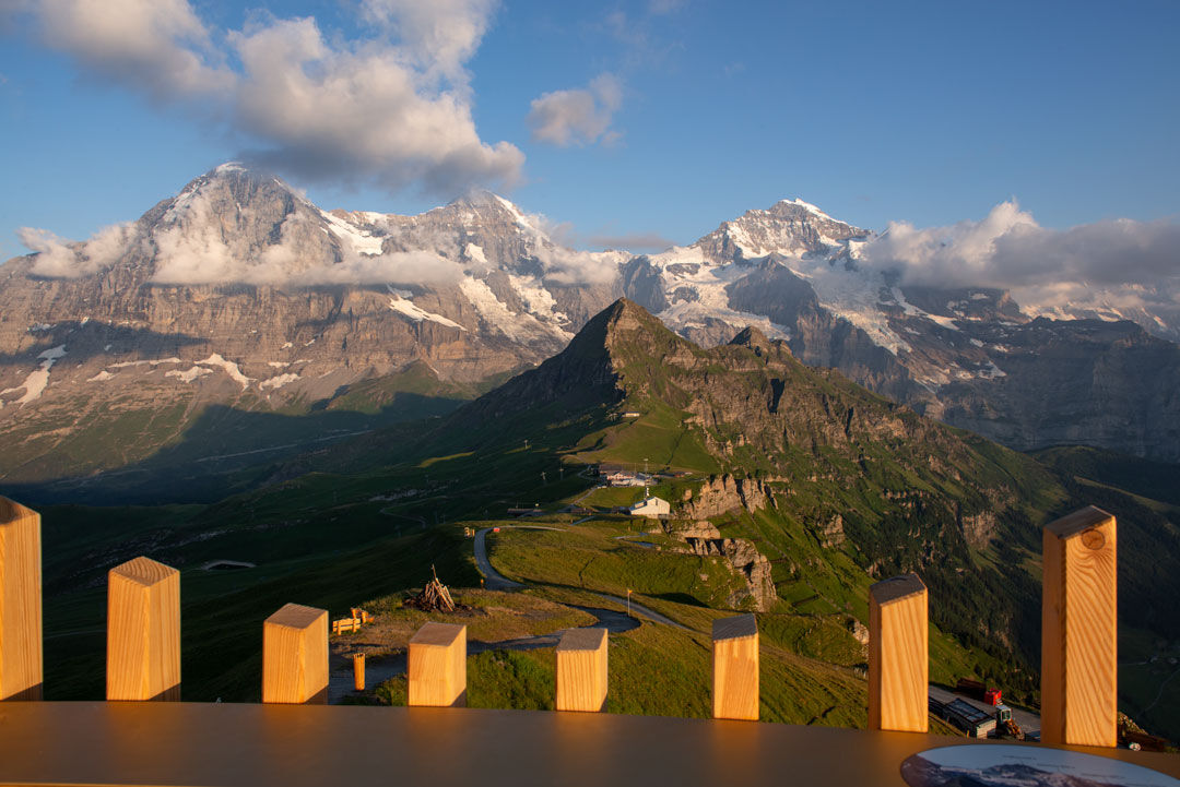 Royal Walk - Männlichen

#männlichen #wengen #sunset #swissalps #inlovewithswitzerland #jungfraujoch #eiger #interlaken #grindelwald #visitswitzerland #myswitzerland #topofeurope #hiking #blickheimat #travelgram #beautifuldestinations #swissholidays #getbusyliving #jungfrauregion