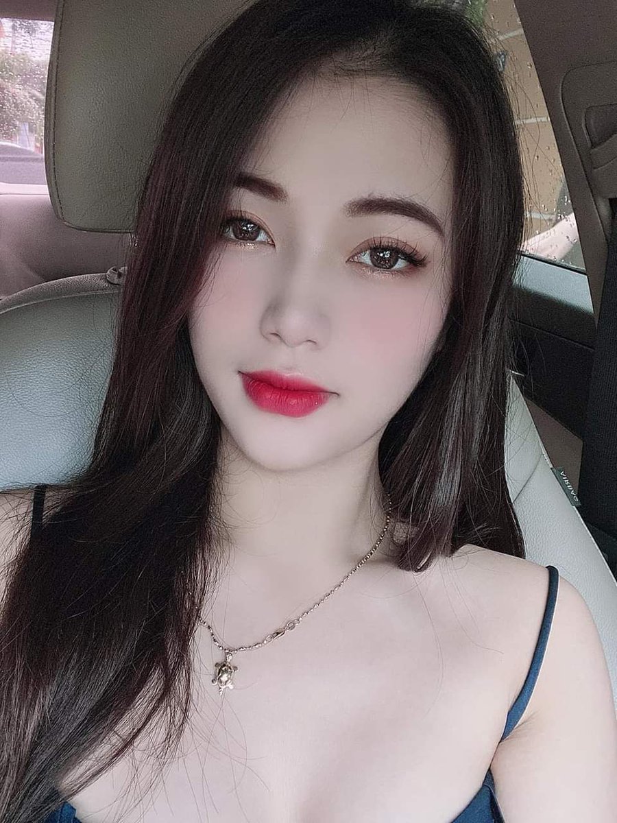catlinh1996's tweet photo. Dịch giã, cách ly ở nhà 🏠
Sao anh lại cứ la cà ❤ em
#thinh https://t.co/I5FYrrMeoe