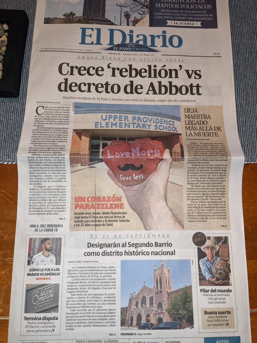 MarioBlancas12's tweet photo. Way to go, Kindness without Borders😀🙏❤️ Kindness is on the front page of Mexican newspaper "El Diario" #pinksocksrocks #sisterslegacy @nickisnpdx @blancas_DSSE @DSShook_ES 🙏😇😀😍 @SocorroISD https://t.co/9aVrv3QDpY