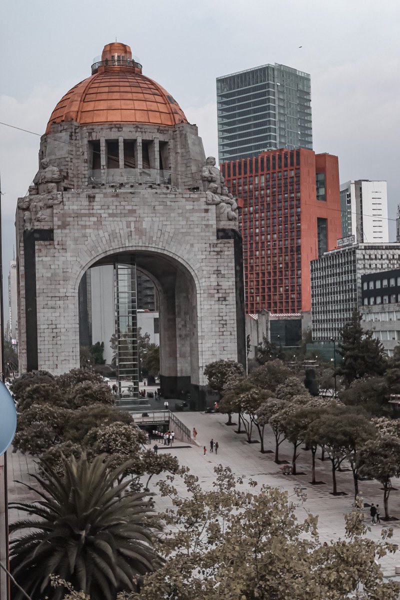 RicardoMonrealA's tweet photo. En el Día Mundial de la Fotografía reconocemos la manera artística y hasta poética en que vemos el mundo. Cada fotografía cuenta una historia única. Les comparto algunas postales de esta bella ciudad. Felicidades a quienes se dedican a capturar momentos. https://t.co/zNCe5rix2v