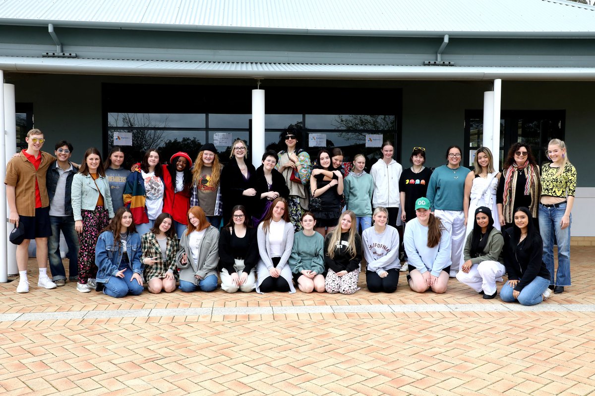 PCACS_'s tweet photo. ANGLICARE WA SCHOOLS SLEEPOUT 2021
Tonight a group of Year 10-12 PCACS students will take part in this event at Optus Stadium as well as many other Anglican Schools in WA. Please help us reach our $10,000 goal: https://t.co/iuGLcy2ftz 
#pcacslife #anglicarewa #pcacscommunity https://t.co/CGIHShN0AO