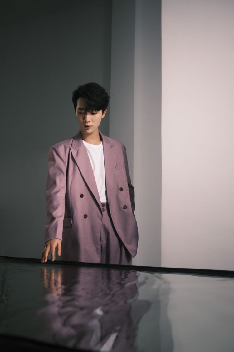 hourly li daikun (@hrlylidaikun) on Twitter photo 