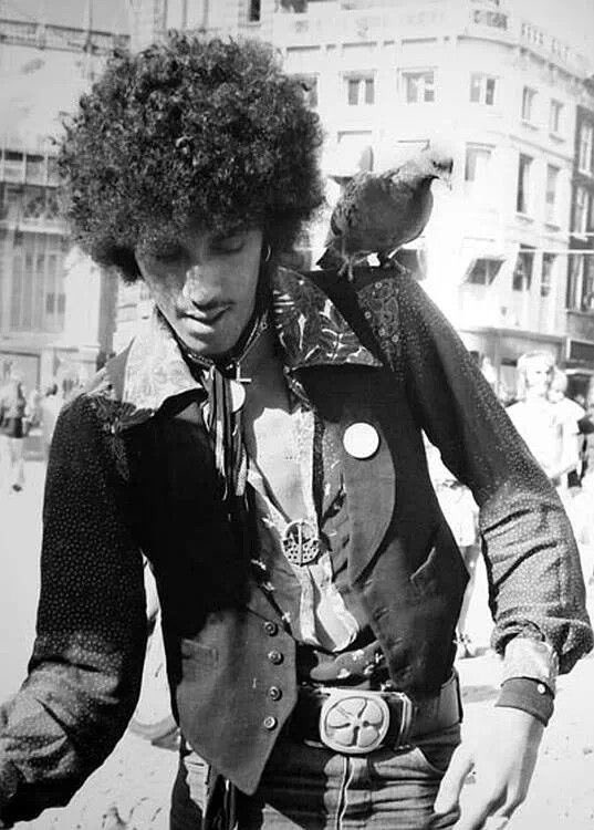 HAPPY BIRTHDAY PHIL LYNOTT! 