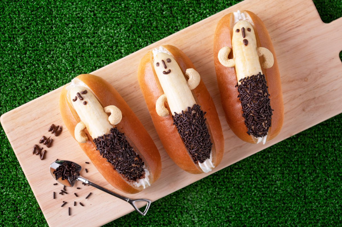 今日は #ハニワの日 └|∵|┐🌟 「超熟ロール」でハニワ風!?チョコ