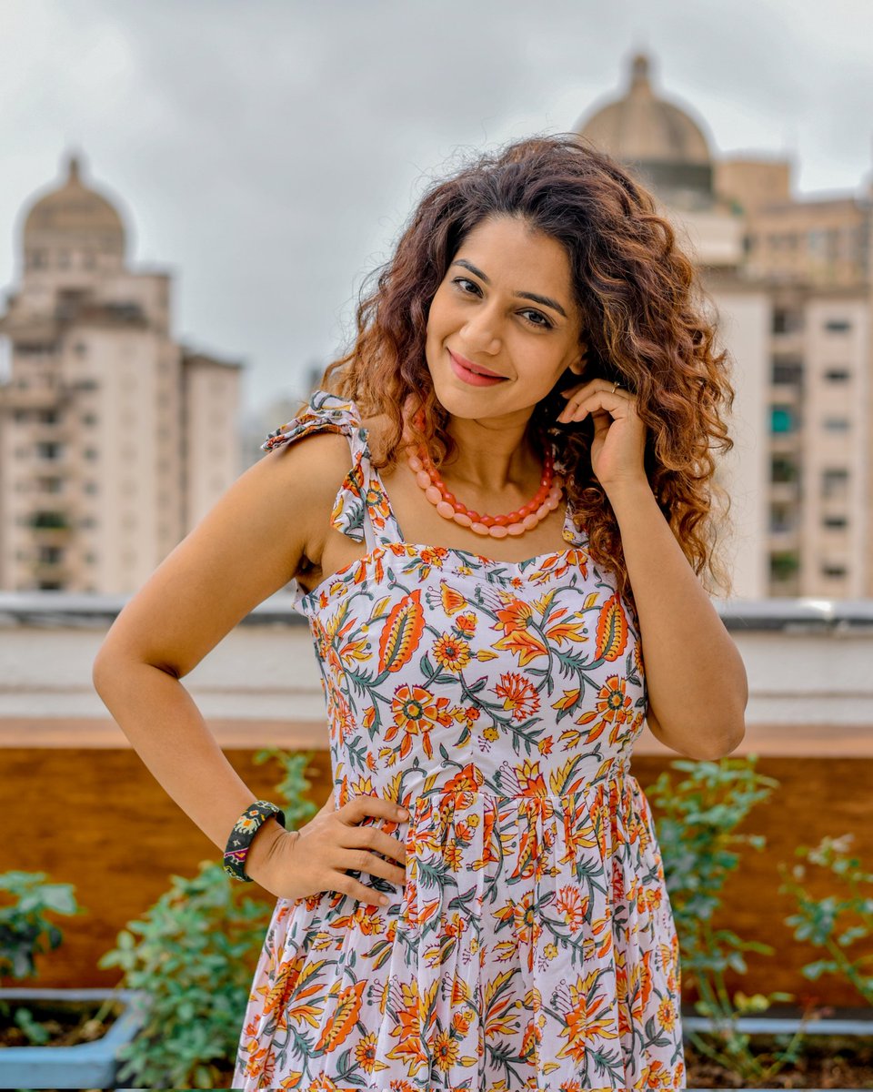 UrmilaKothare's tweet photo. Gypsy Soul 🦋 
.
. 
📸 @aakash.a.dhumal
👗 Outfit by @aachho

#ootd #aachho #tgif #mood #instapic #fashiongram #photoshoot #chic #aachhodesigns #urban #look #urmilakothare #style #vibes 💯 https://t.co/0I4OSP4FRy