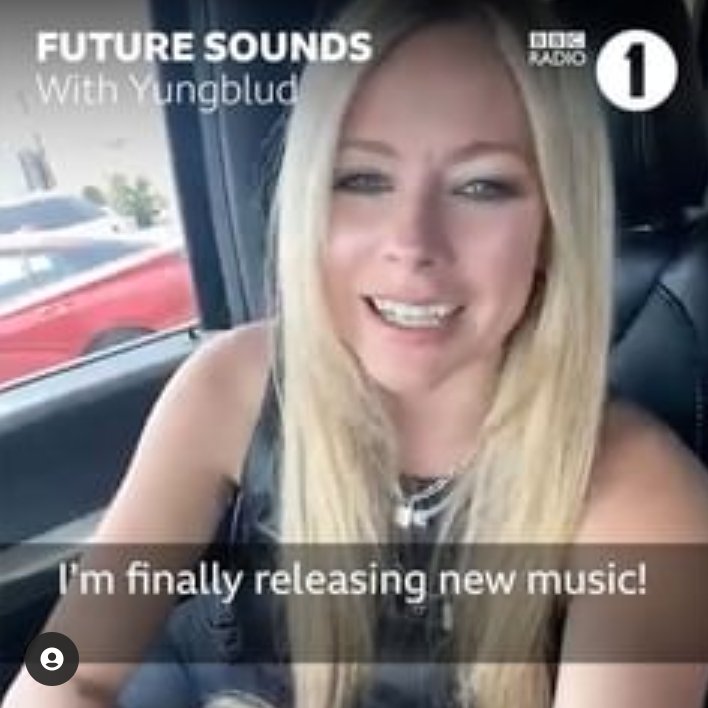 silvanadtd's tweet photo. Today Avril said that in like a month or two she is finally releasing new music!!!!!! https://t.co/arb7y5kxfb
