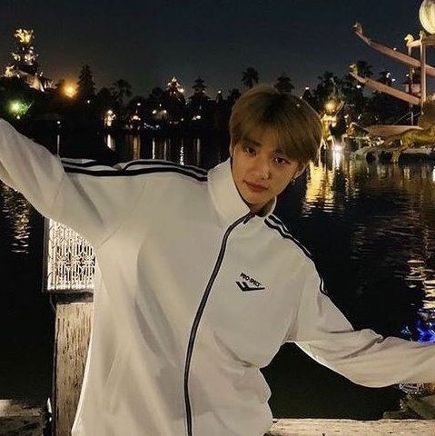 ︎ 
 ︎ 
          RAVEN LIENZO.  
          not new to rp, just moved
          looking for interactive moots
          rt / like to be moots and for 
          a possible dm.
             
 ︎