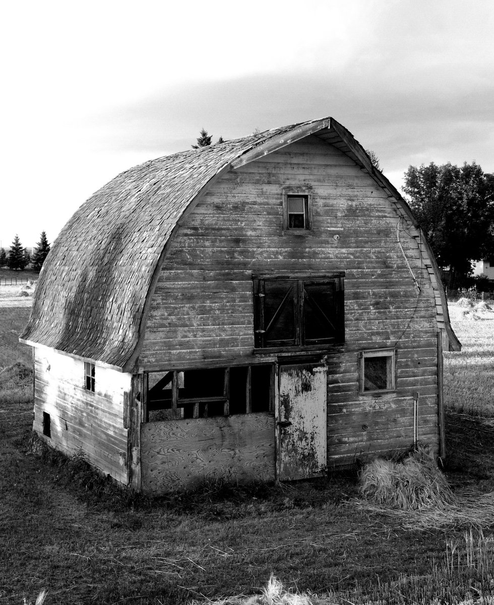 JMdroneimages's tweet photo. Abandoned
#alberta #albertacanada #albertaviews #edmontonalberta #edmonton #edmontonconstruction #edmontoncontractors #edmontoncondos #yegconstructionjobs #yegrealtor #yegrealestate #photography #photooftheday #yegphotography #yegphoto #yegphotographers #yegphotos https://t.co/1KgChXIYbj
