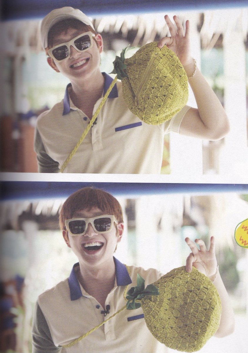 HereOnew's tweet photo. 10. Onew with shinee pinee π #pinee #shinee #shineepinee #onew #onew_youaremyspringost #SeaofHope #onharam #midnightsun https://t.co/YaUrijprtU