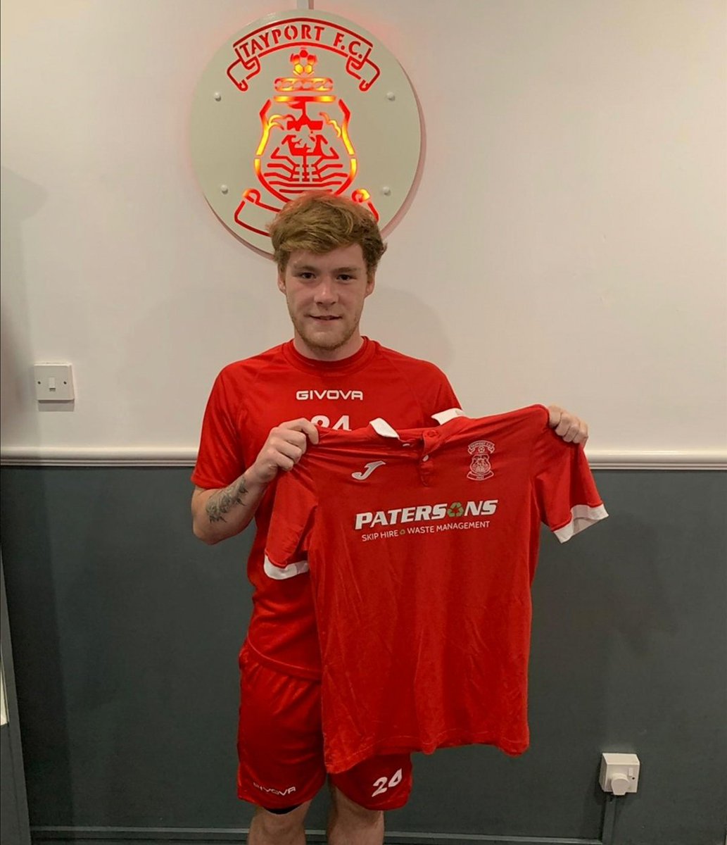 TayportFootball's tweet photo. 📝⚽️Dorovic signs 📝⚽️
https://t.co/F0XsFI9Hhk https://t.co/rBspRhLMTs