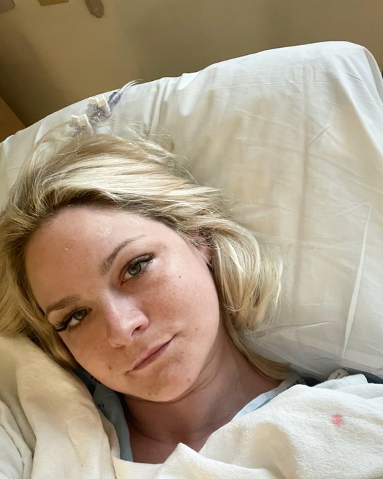 My surgery went very well! A big thank you to my doctors and nurses and the wonderful staff at @UCLAHealth<a href="/tag/flashbackfriday"class="tags"><span>#flashbackfriday</span></a>