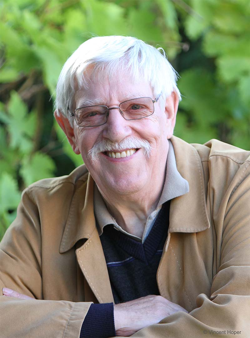 C'est avec une immense émotion que nous vous faisons part du décès de Raoul Cauvin, un des plus grands hommes du monde de la bande dessinée, survenu ce 19 août.
Téléchargez le communiqué complet :
bit.ly/CP_RaoulCauvin