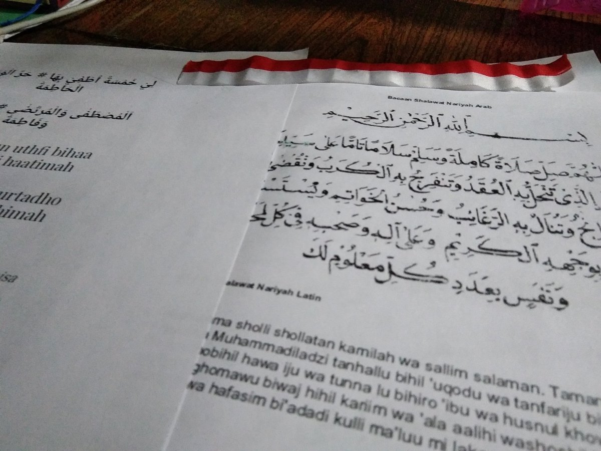 salmasalsabe's tweet photo. Berdoa untuk negeri✨

#RMSAIDMUDAUNTUKBANGSA https://t.co/ImbVSzSBPs
