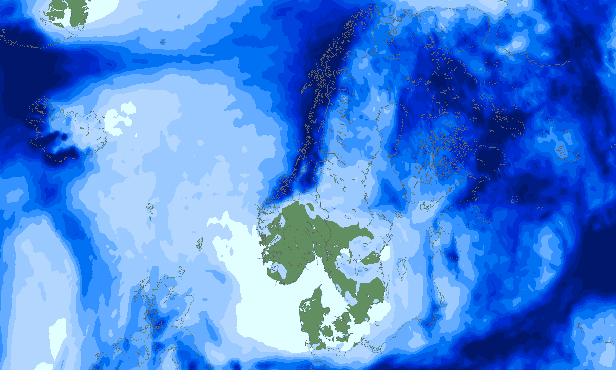 Meteorologene's tweet photo. Er det noen som holder en paraply over Sør-Skandinavia de neste 10 dagene? 🧐 

Det ser i hvert fall sånn ut på den siste 10-dagers nedbørprognosen! 😍 

Nedbøren som vises er 2 millimeter eller mer. https://t.co/HAHpNd7sy4