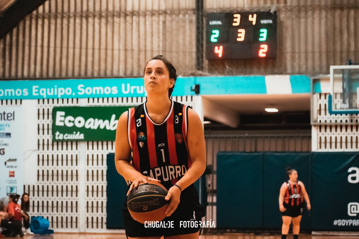 🗣️ "Es un equipo que tiene muchas ganas"

Camila Palomeque viene teniendo un rol importante en los partidos que Capurro disputó hasta el momento, charlamos con ella luego del triunfo ante Trouville 48 a 41.

📝 <a href="/terevintosergio/">Sergio</a> 
📸 <a href="/CHugaldeF/">CHugaldeFotografia</a> 
🔗 alerasuy.com/palomeque/