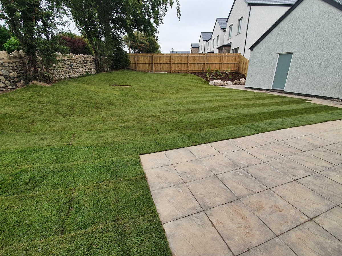 Another plot at Winfield Gardens, Allithwaite completed! Congratulations to the new home owners. 🥂 There is now only one more home to be occupied.
-
#newhome #newbuild #congratulations #allithwaite #russellarmer #russellarmerhomes #grangeoversands #cumbria