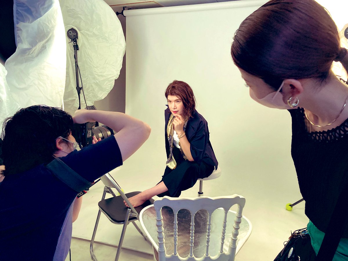 Maya_Fashion13's tweet photo. 3人目は、女性起業家のヒメさん。挑戦的な生き様を写真で表現します…！ https://t.co/meV1MS4zsG