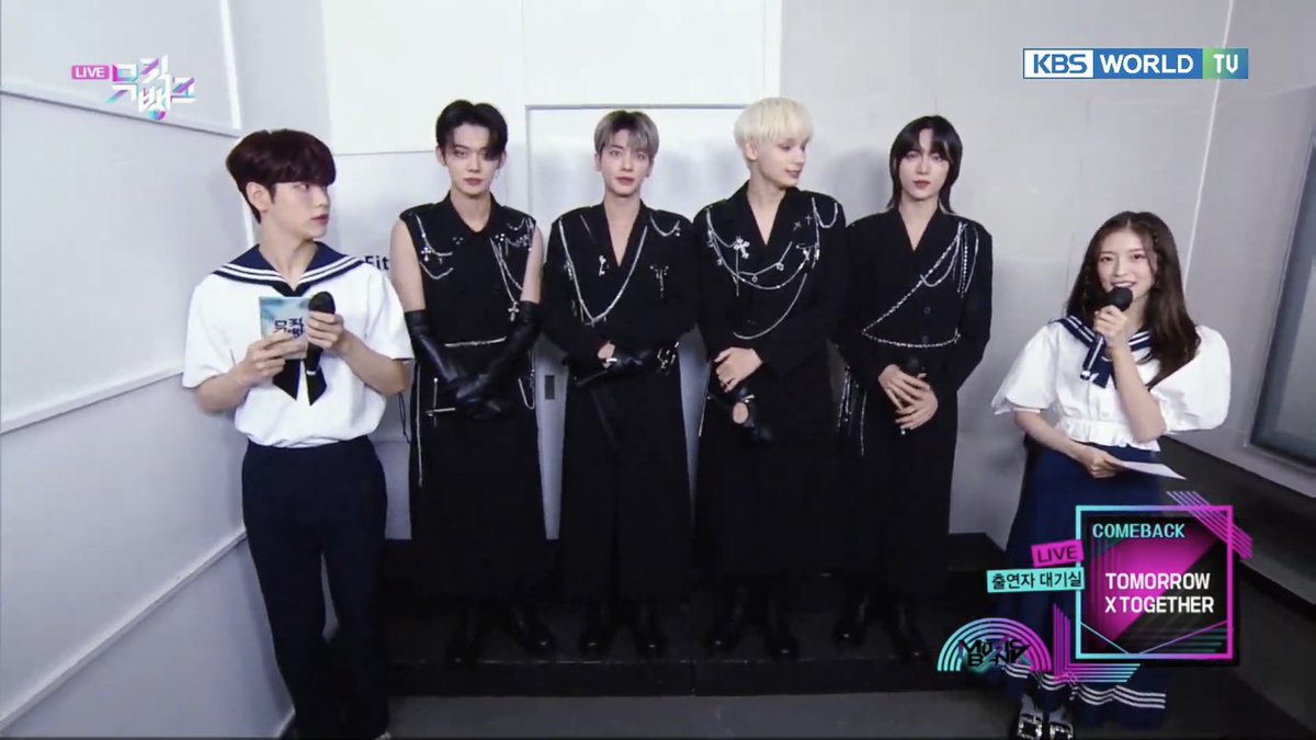 ssoogyu's tweet photo. the fits??? https://t.co/nSg3pHkHwy