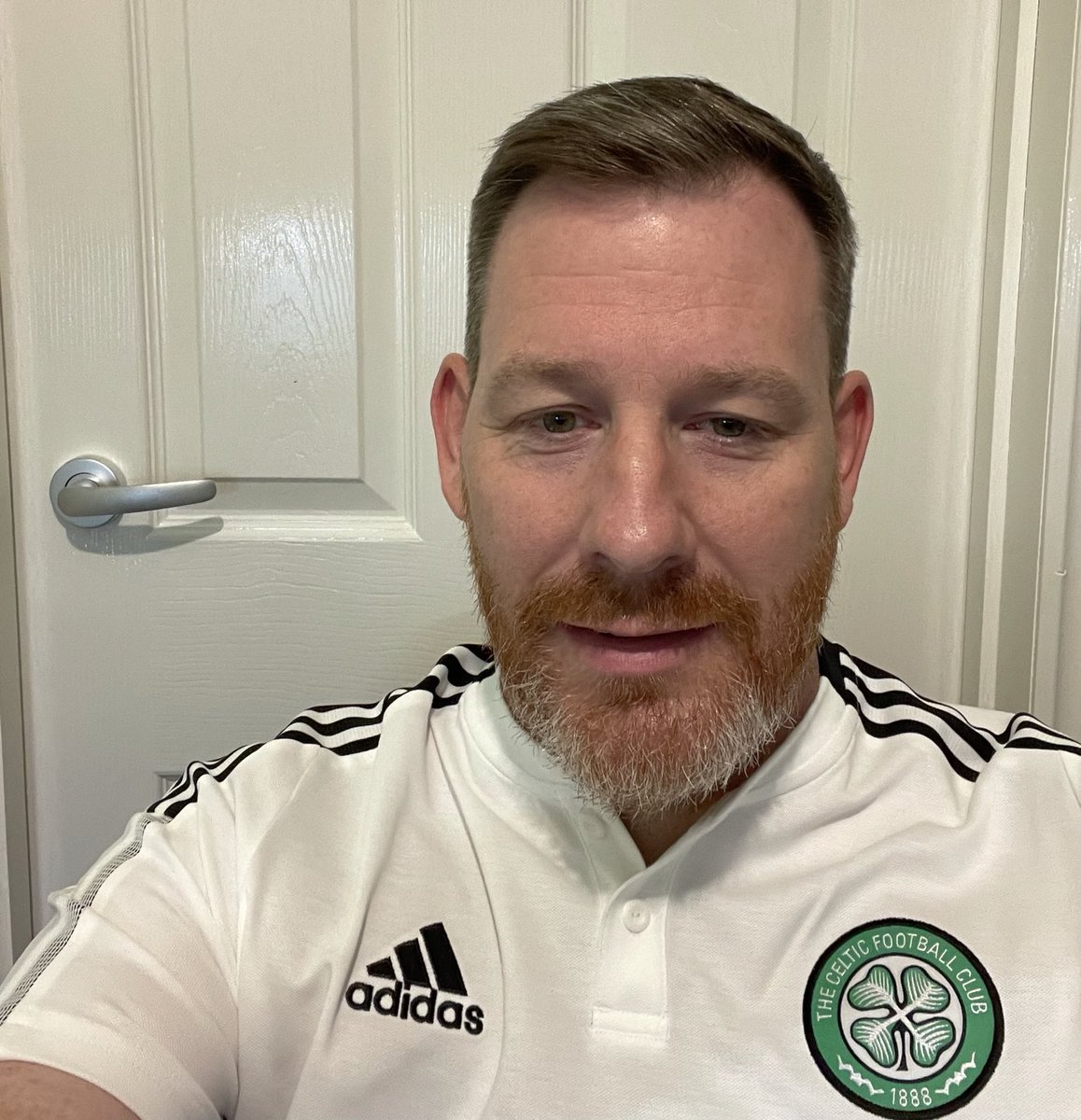 67mouldy67's tweet photo. #stuckathomecsc
#postsomethingceltic
#wearsomethingceltic
#celticfc
#trainingtop
#2021/2022
#white
#spearmintmacaroonchewinggumandchewits https://t.co/jsupOIFRVK