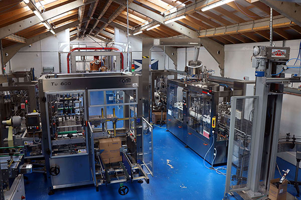 As it is #InventorsMonth we want to give a massive shout out to our production team, who work endlessly to come up with the new and exciting flavours that we have all come to expect from McQueen Gin!  🍹
Make sure to pick up your bottle in your weekly shop or through our website!