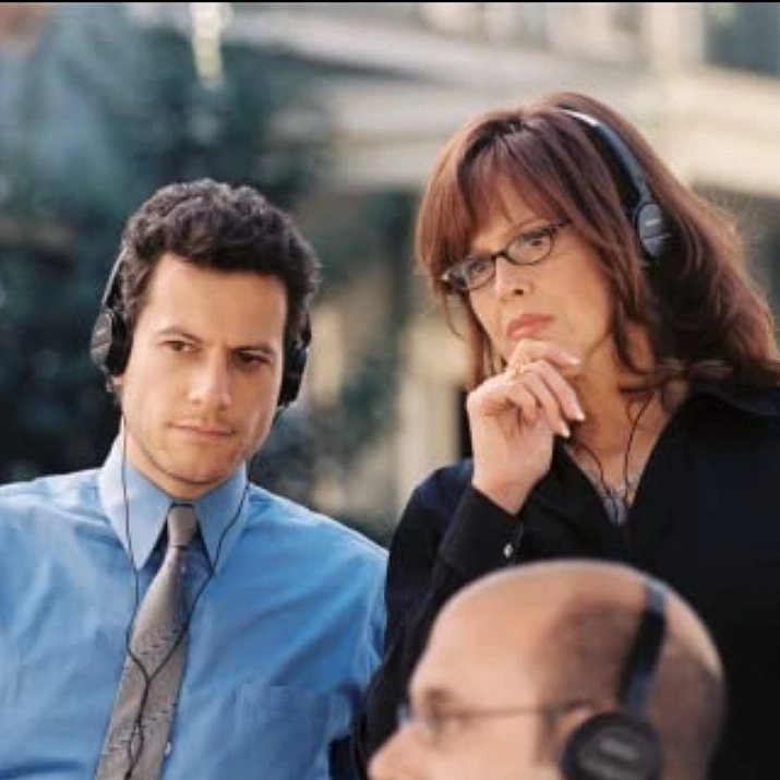 GruffFans's tweet photo. Our handsome Ioan and #sigourneyweaver in The TV Set (2006).
"A place where dreams are canceled"
@ioangruffudd @davidduchovny #simonhelberg
#dramcom #drama #comedy #filmingapilot
Watch the trailer: https://t.co/4M7K2WP8CN https://t.co/Km5JMWQL7u