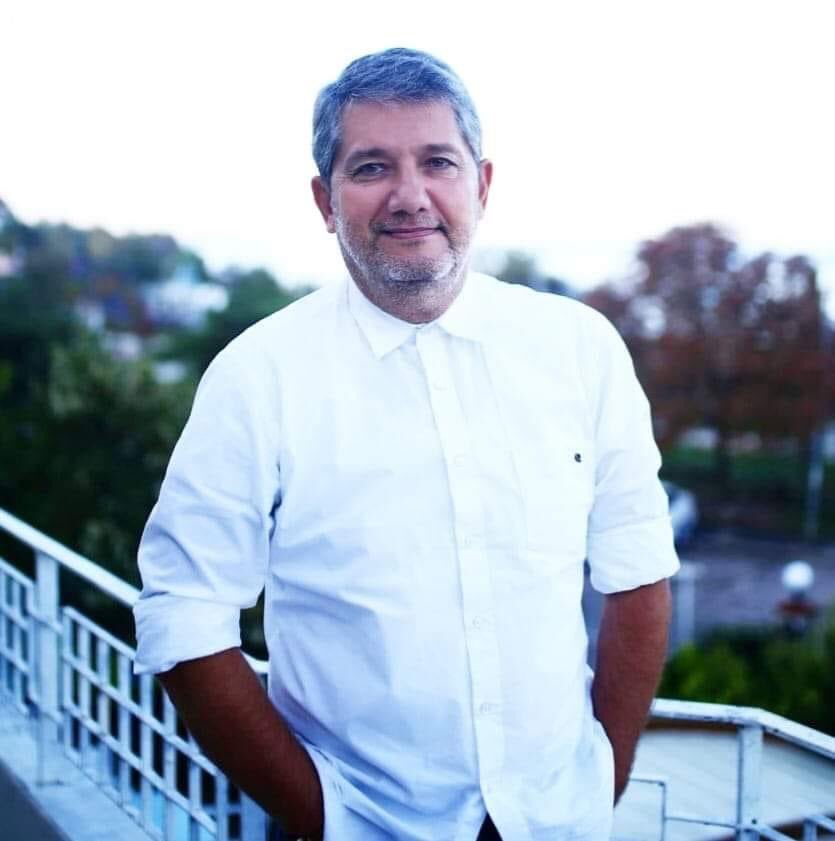 İKİ YOL ve KAN KOKUSU tanıtım ve turnelerinde Medya İlişkileri direktörlüğü görevimizi üstlenen sevgili Berna Nuri Süer’in ebediyete geçişini üzülerek öğrendik. 

Yolun ışık ol’sun sevgili Berna.

Değerli katkıların için sonsuz teşekkürler.

Tüm sevenlerine sabırlar dileriz.