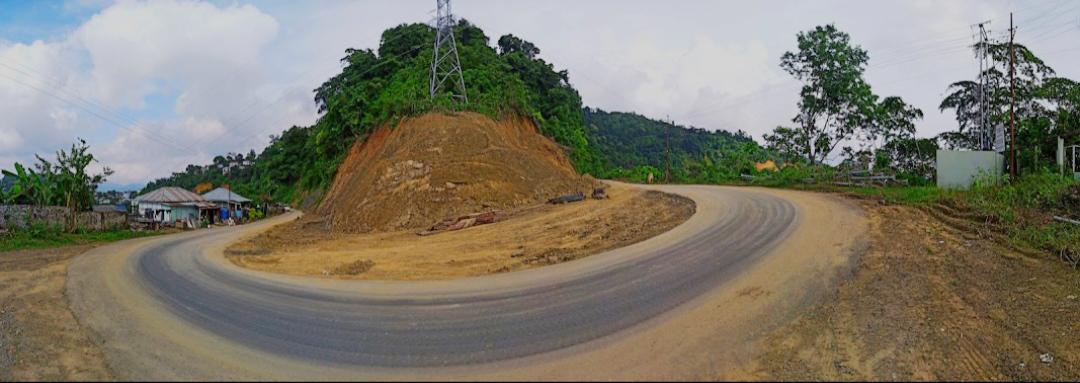 mizoraminsta's tweet photo. Bending road, Thingsulthliah, Mizoram.
.
.
Pic credit π· @_nute.i
.
.
.
#bendingroad #bendroad #curveroad #road #kawngpui #highway #thingsulthliah #mizoram #mizoraminsta #northeastIndia #travel https://t.co/Xz1dv7nSGQ