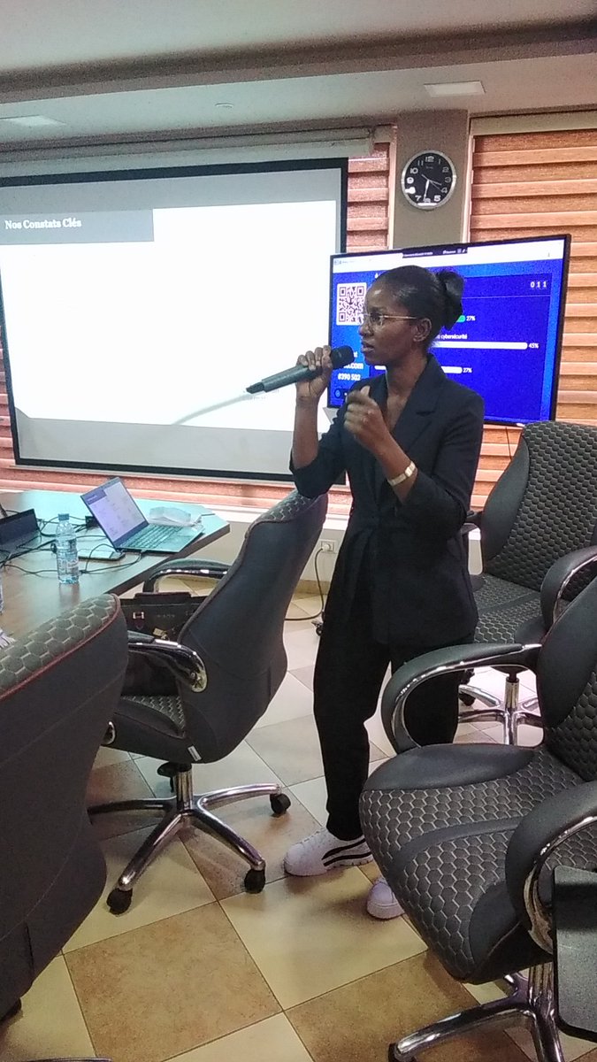 EasyOffices2's tweet image. Merci à @PwC  d'avoir animé l'EasyOffices Business Coffee ce jeudi sur le thème: Enjeux et défis de la cybersécurité pour les entreprises Camerounaises. Merci à @DGSN @Camtelonline @CampostOfficiel @DGI @NHPC_Officiel @nexttel_Camer @STDIGITAL_corp @CCA_BANK