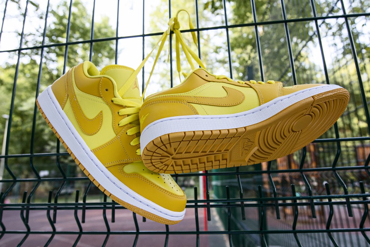 wmns air jordan 1 low yellow strike